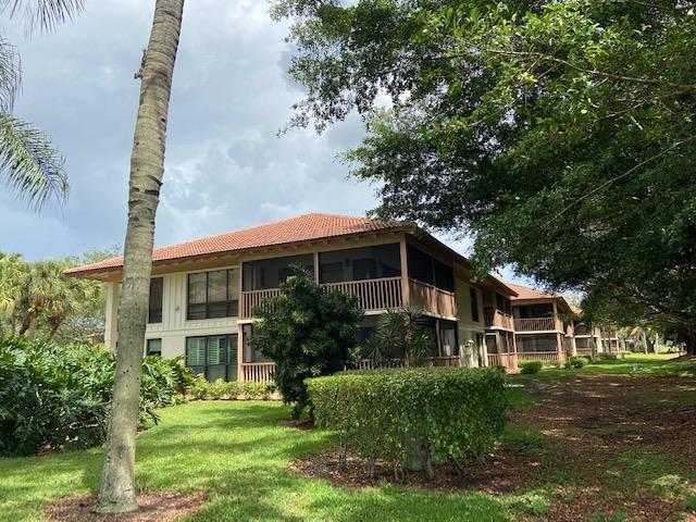 428 Brackenwood Lane S