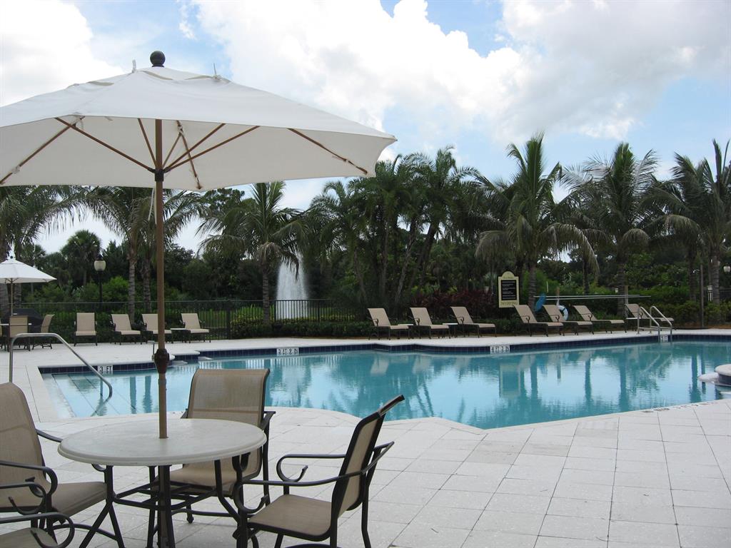 4907 Midtown Lane Unit: 1203