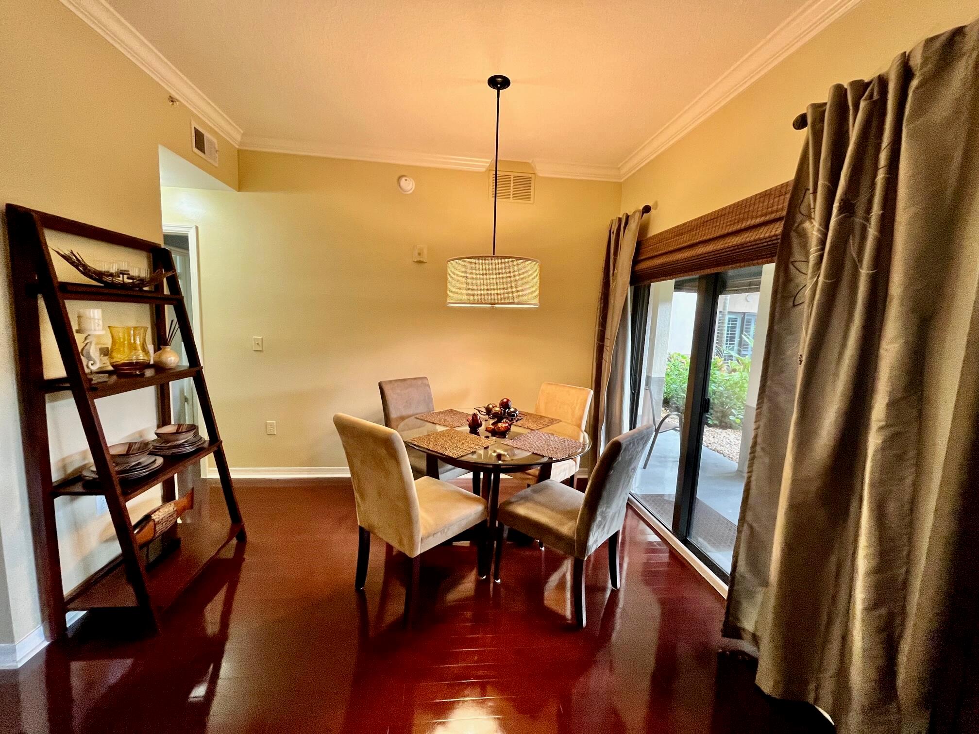 4905 Midtown Lane Unit: 2104