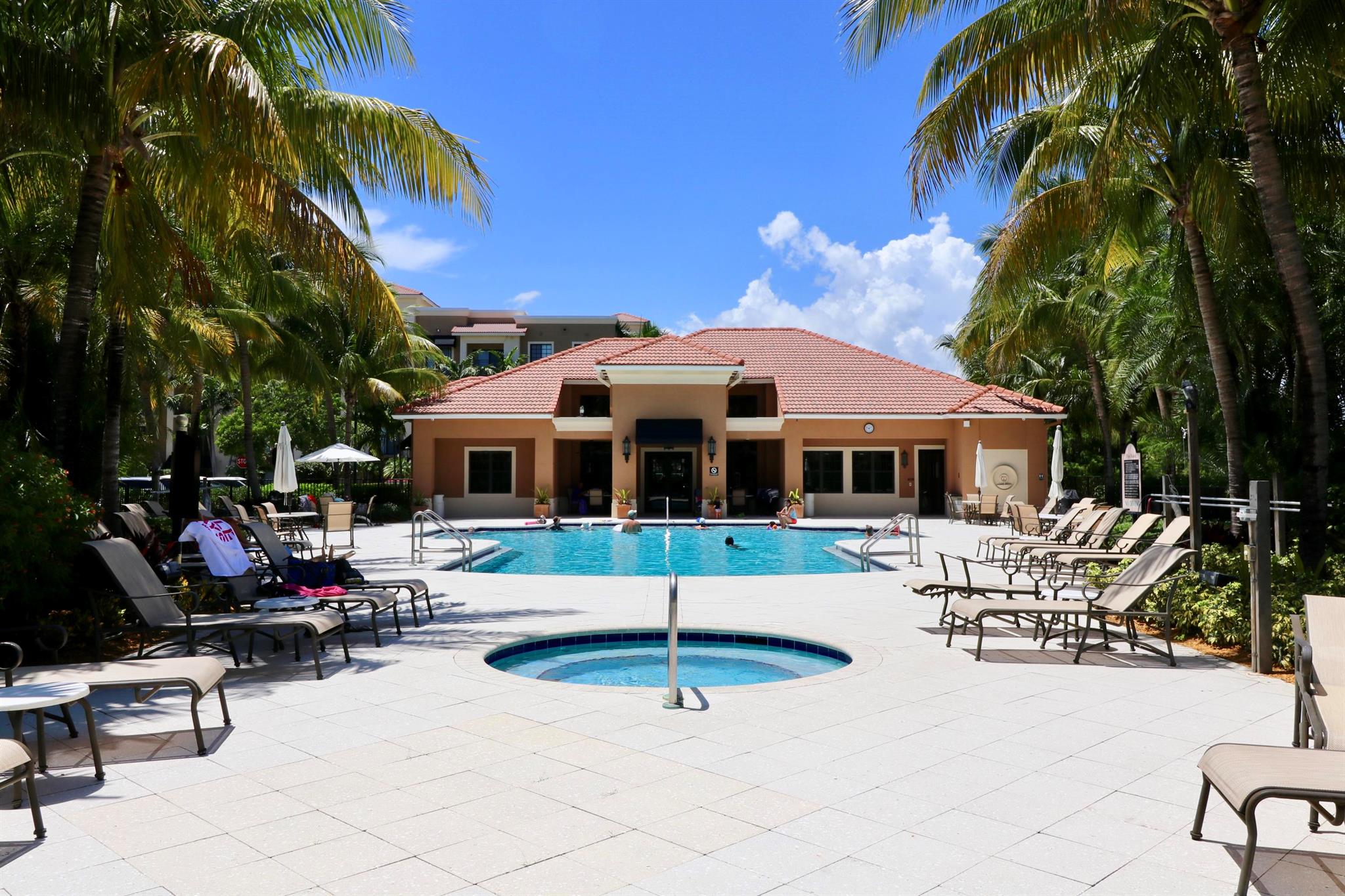 4905 Midtown Lane Unit: 2104