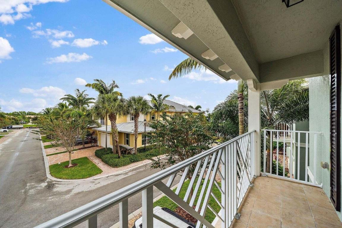 5212 Cambridge Court