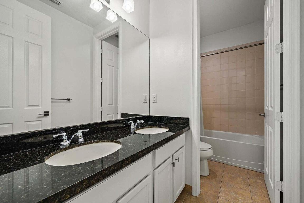 5212 Cambridge Court