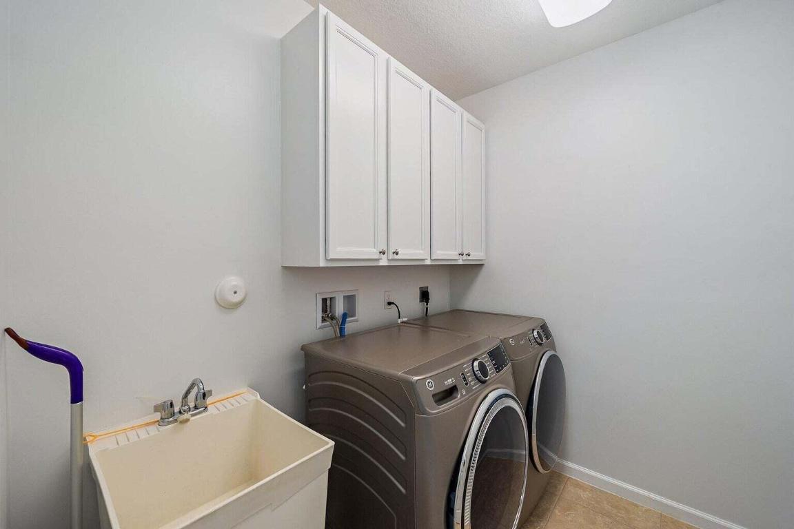 5212 Cambridge Court