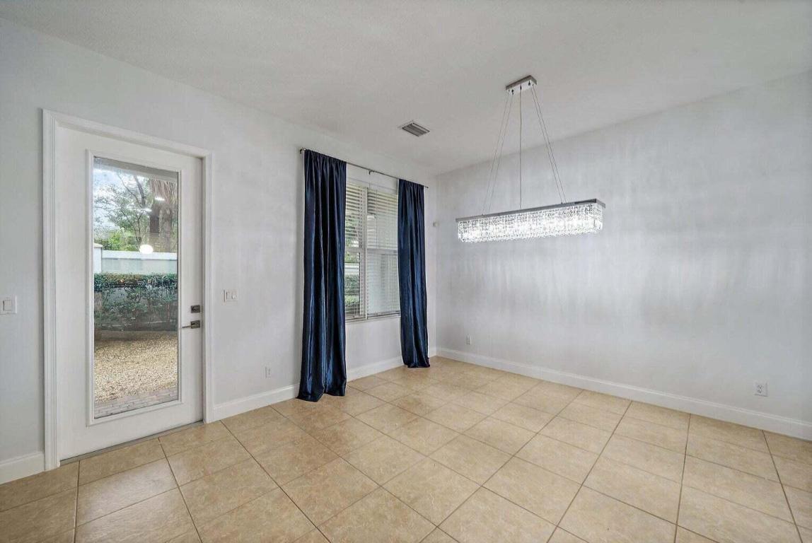 5212 Cambridge Court