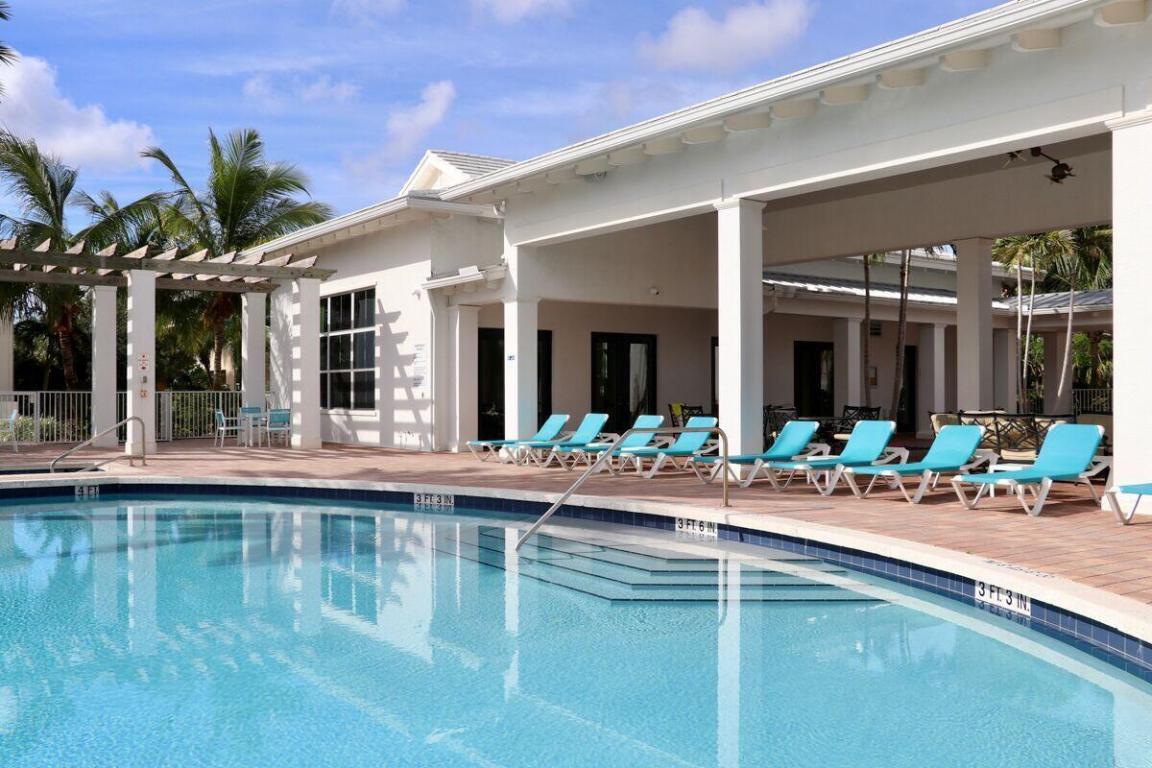 5212 Cambridge Court