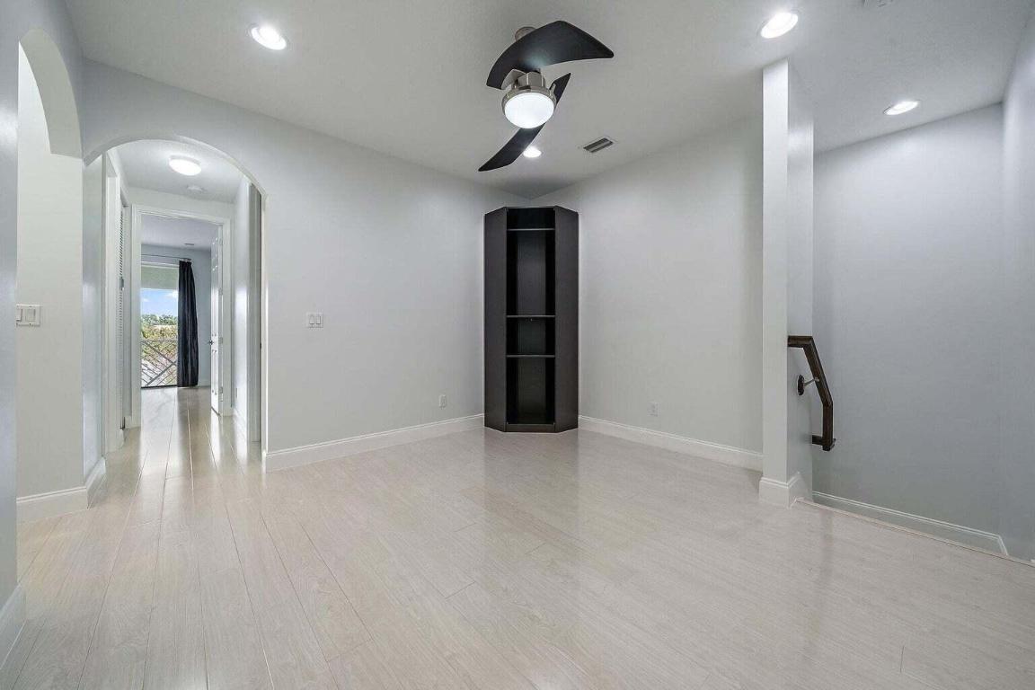 5212 Cambridge Court