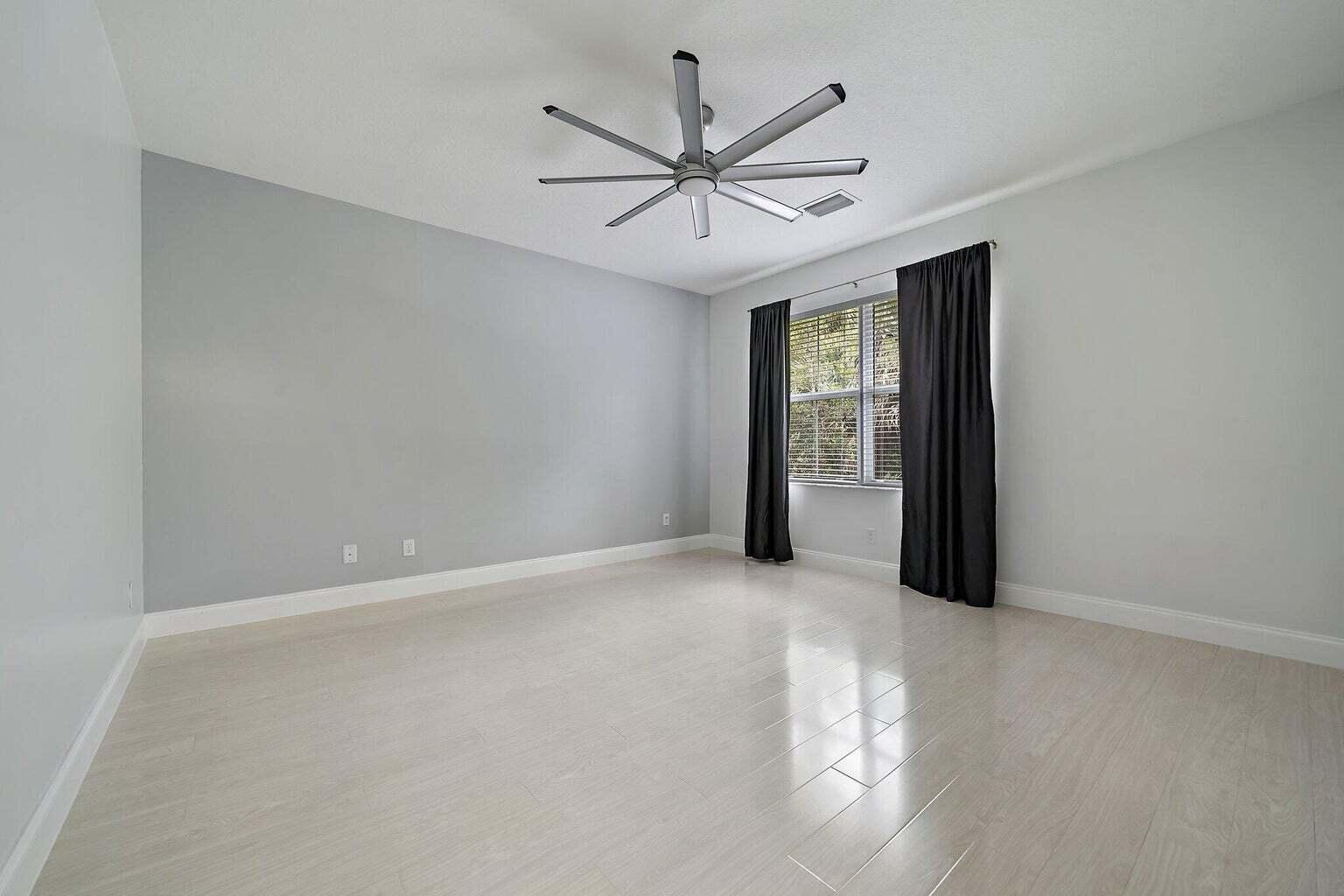 5212 Cambridge Court