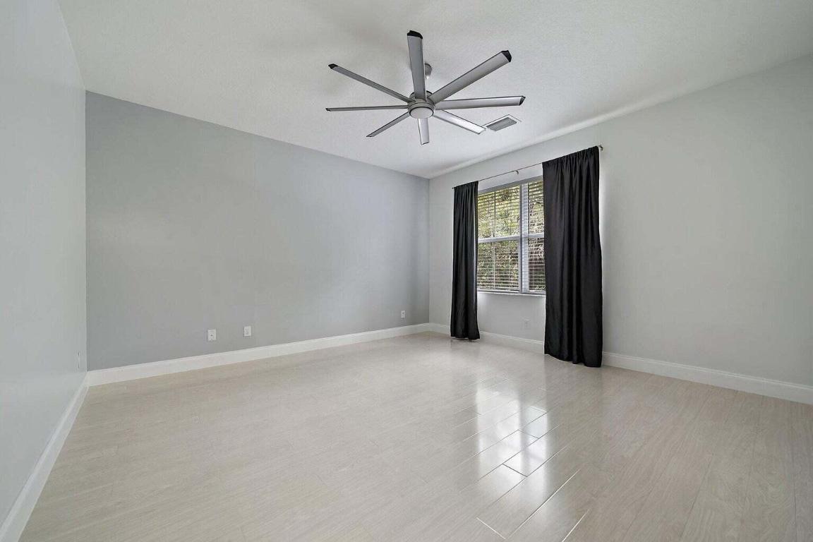 5212 Cambridge Court