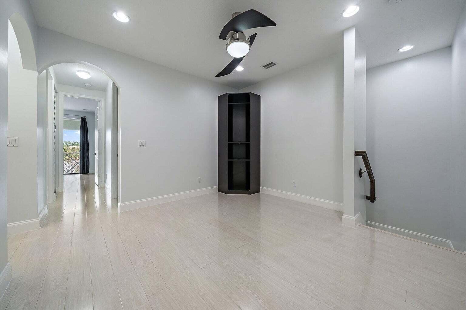 5212 Cambridge Court