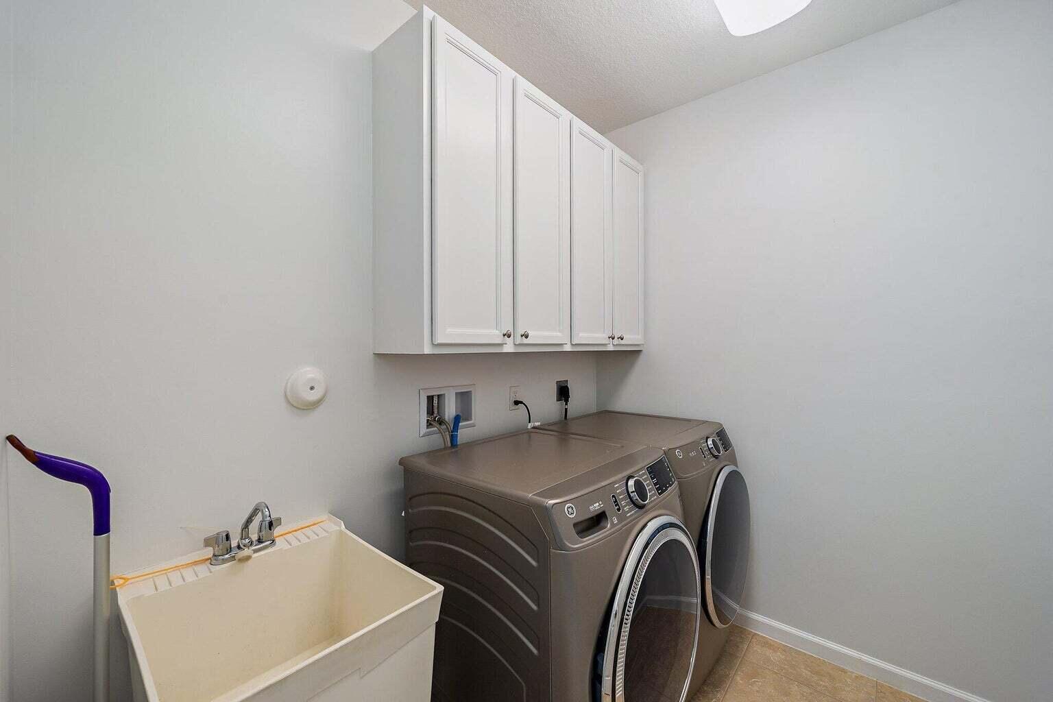 5212 Cambridge Court