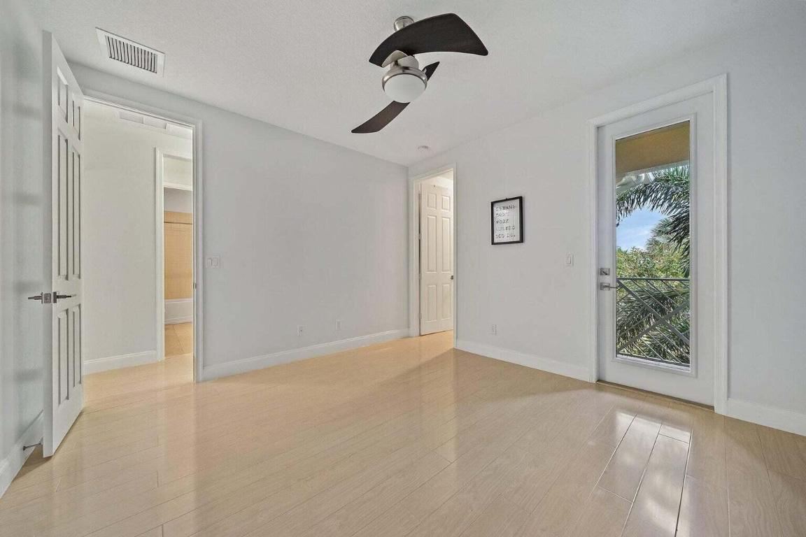 5212 Cambridge Court