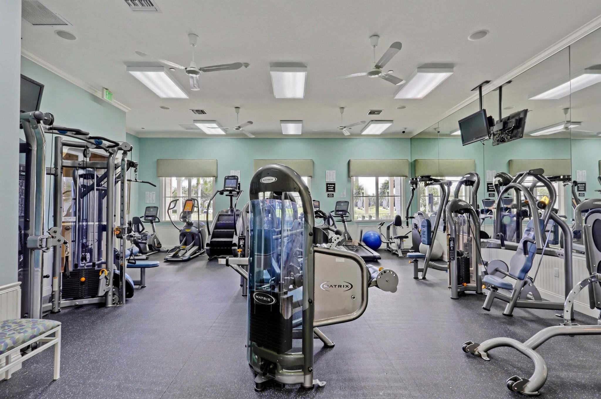 3273 E Mallory Boulevard