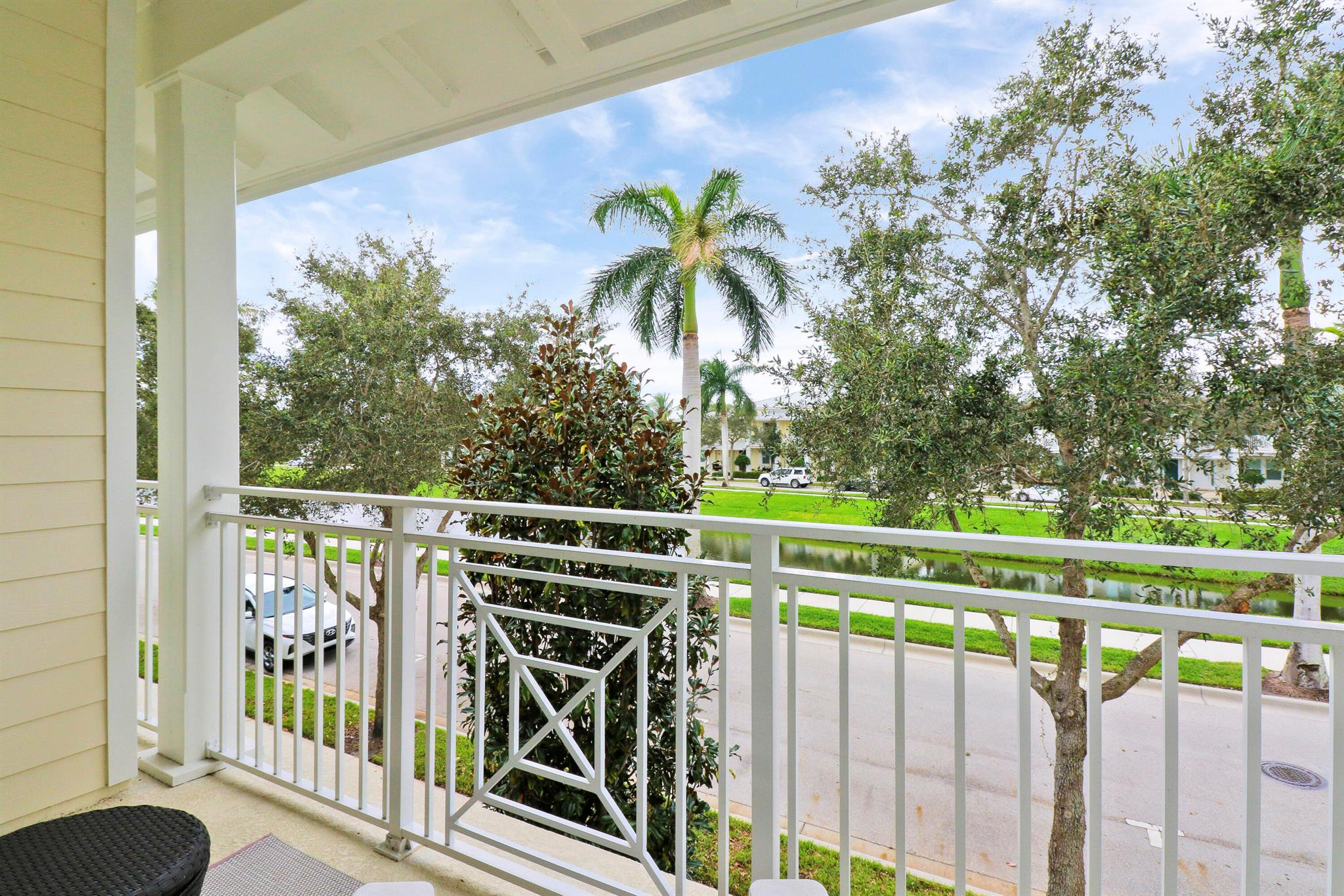 3273 E Mallory Boulevard