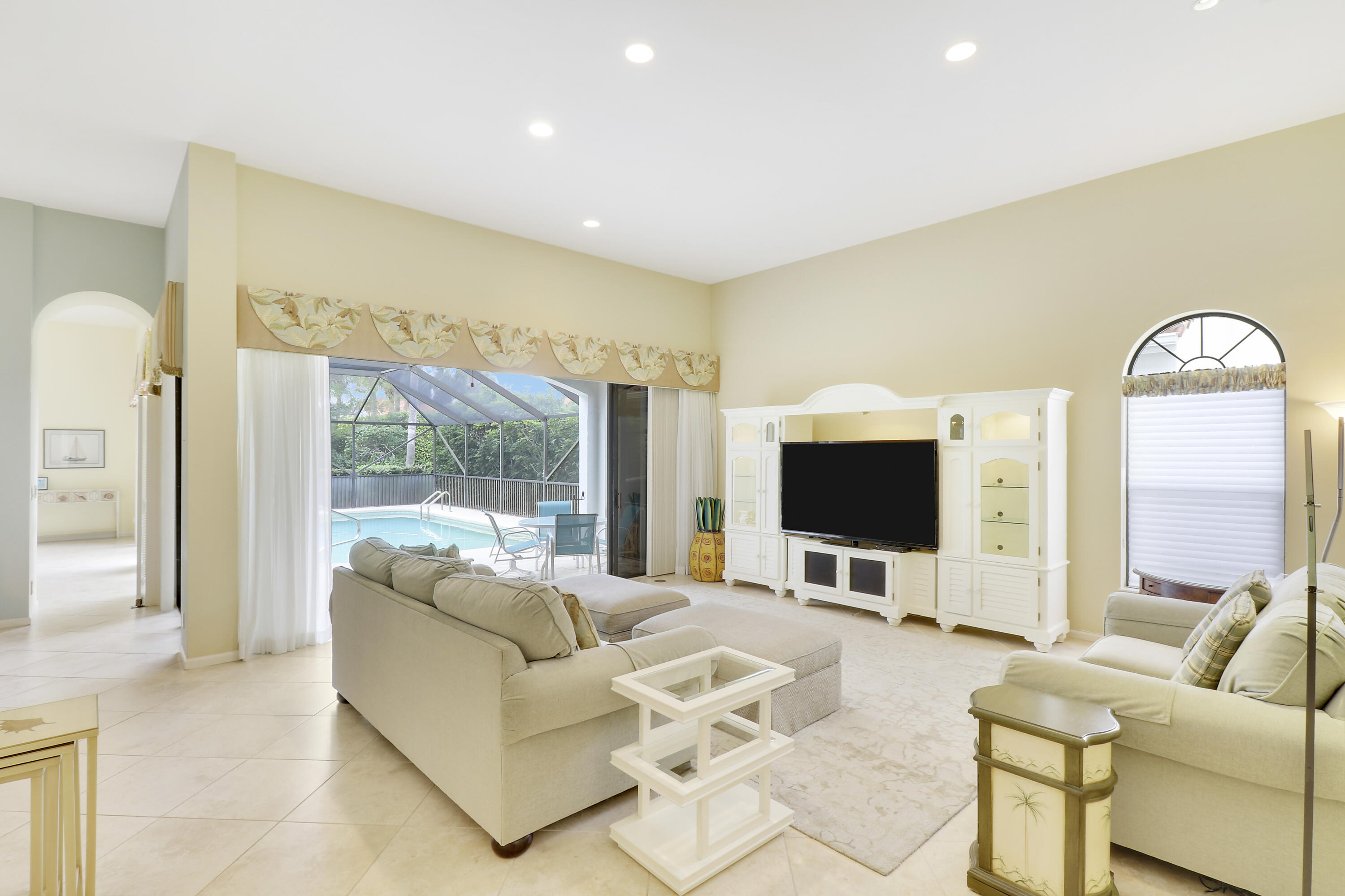 3483 Lantern Bay Drive