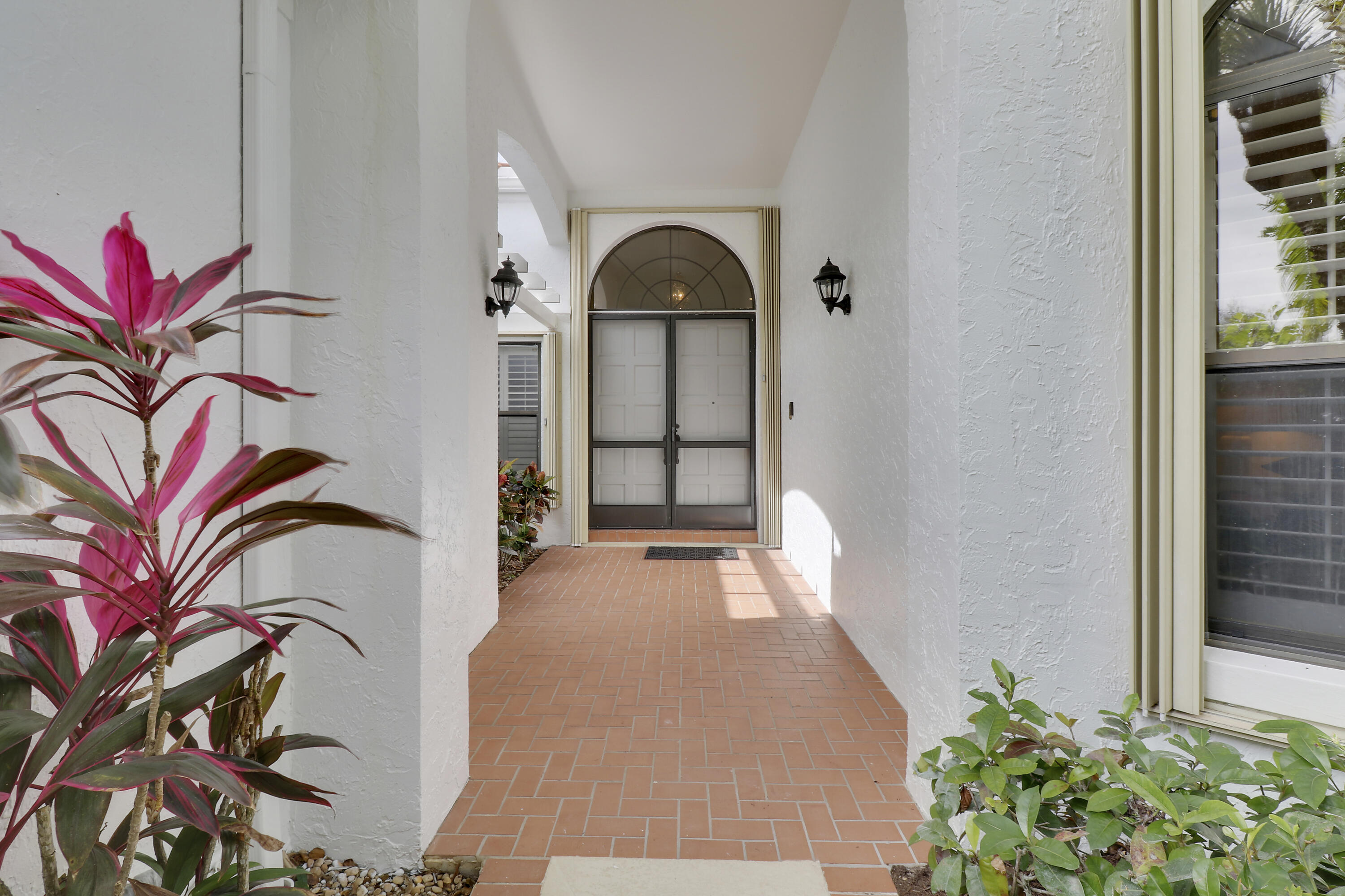 3483 Lantern Bay Drive