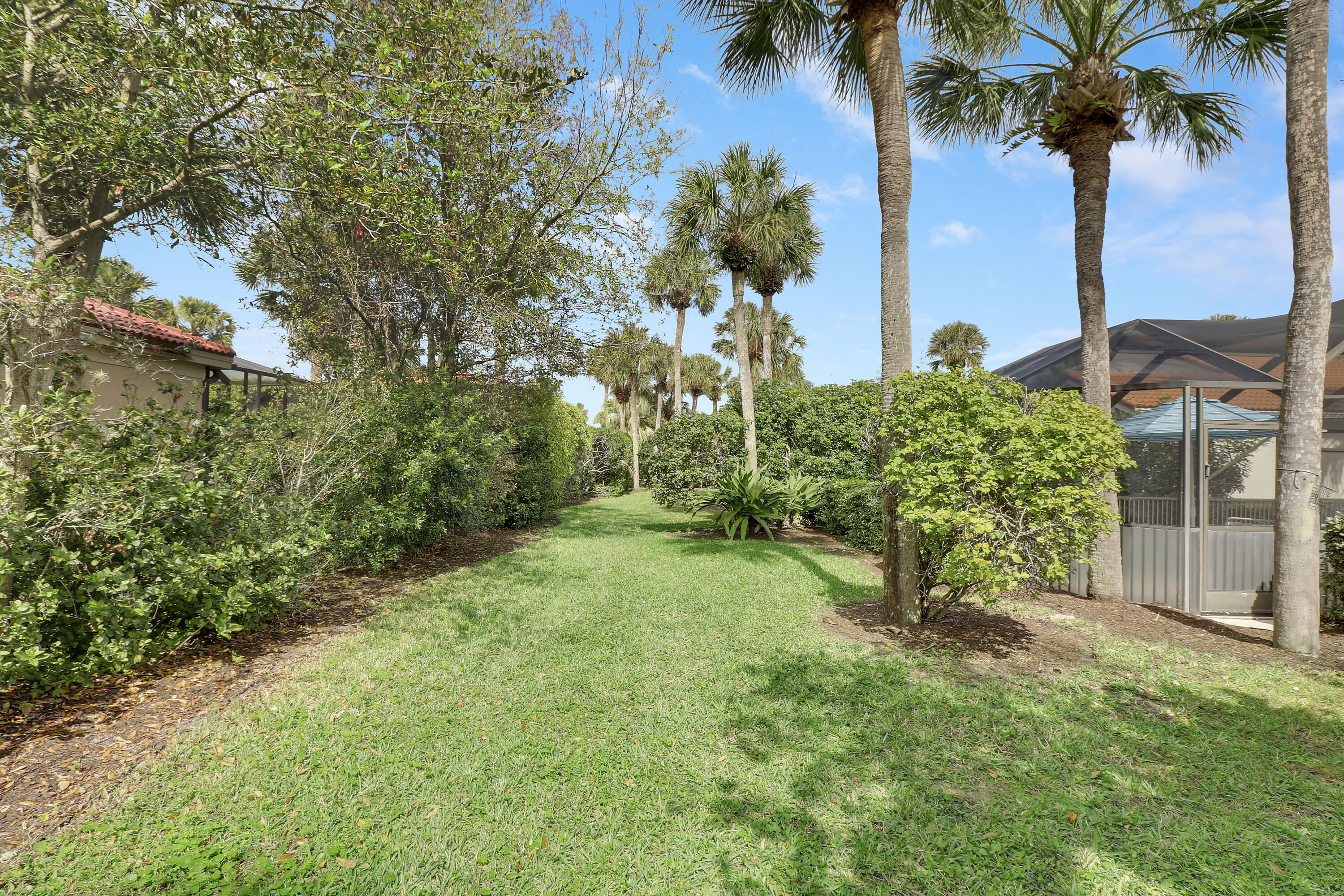 3483 Lantern Bay Drive