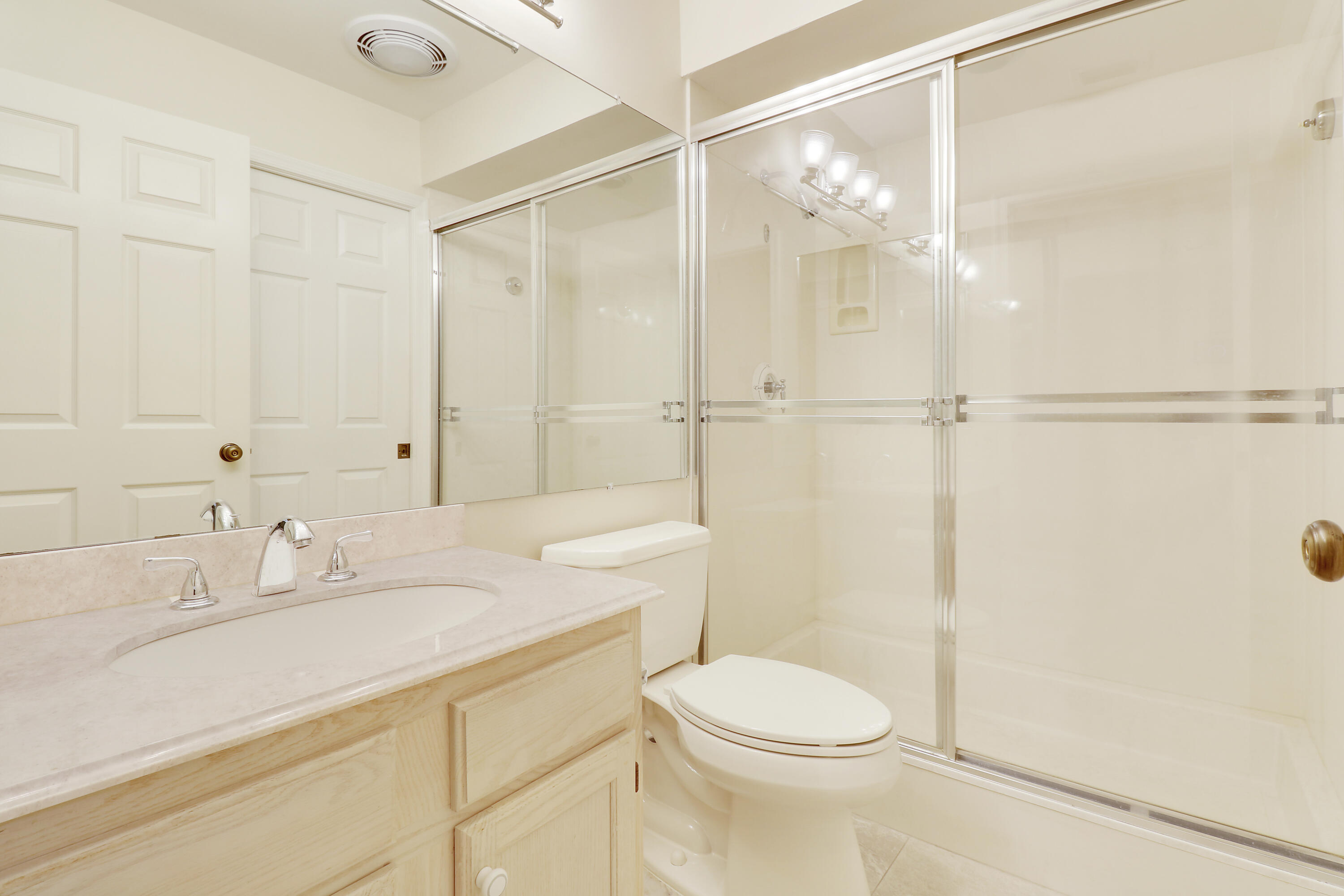 3483 Lantern Bay Drive