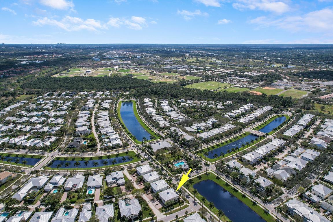 3353 E Mallory Boulevard