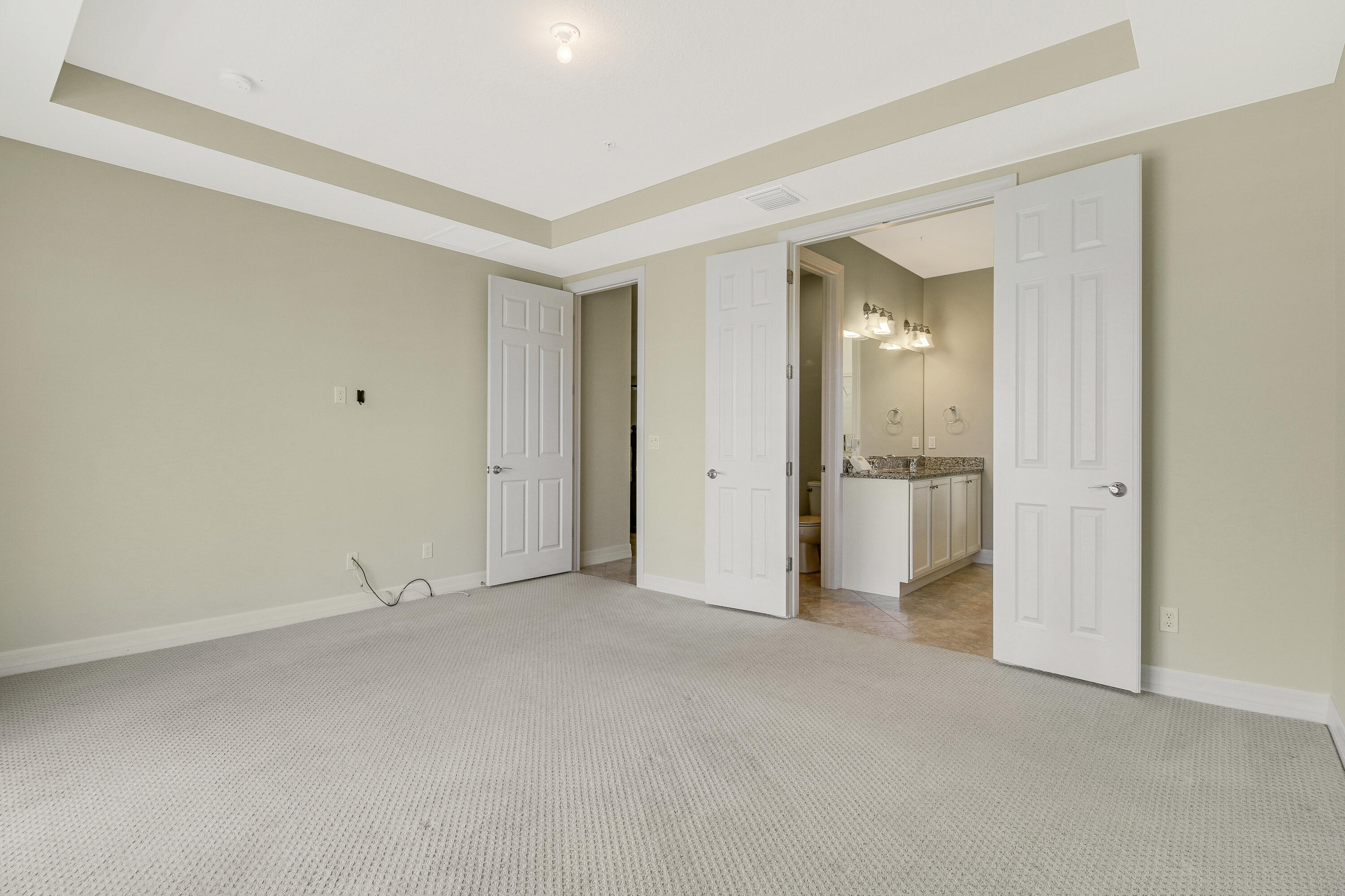 3353 E Mallory Boulevard