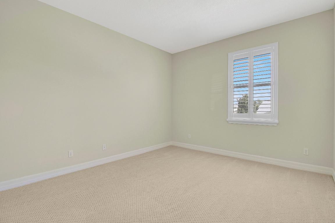 3353 E Mallory Boulevard