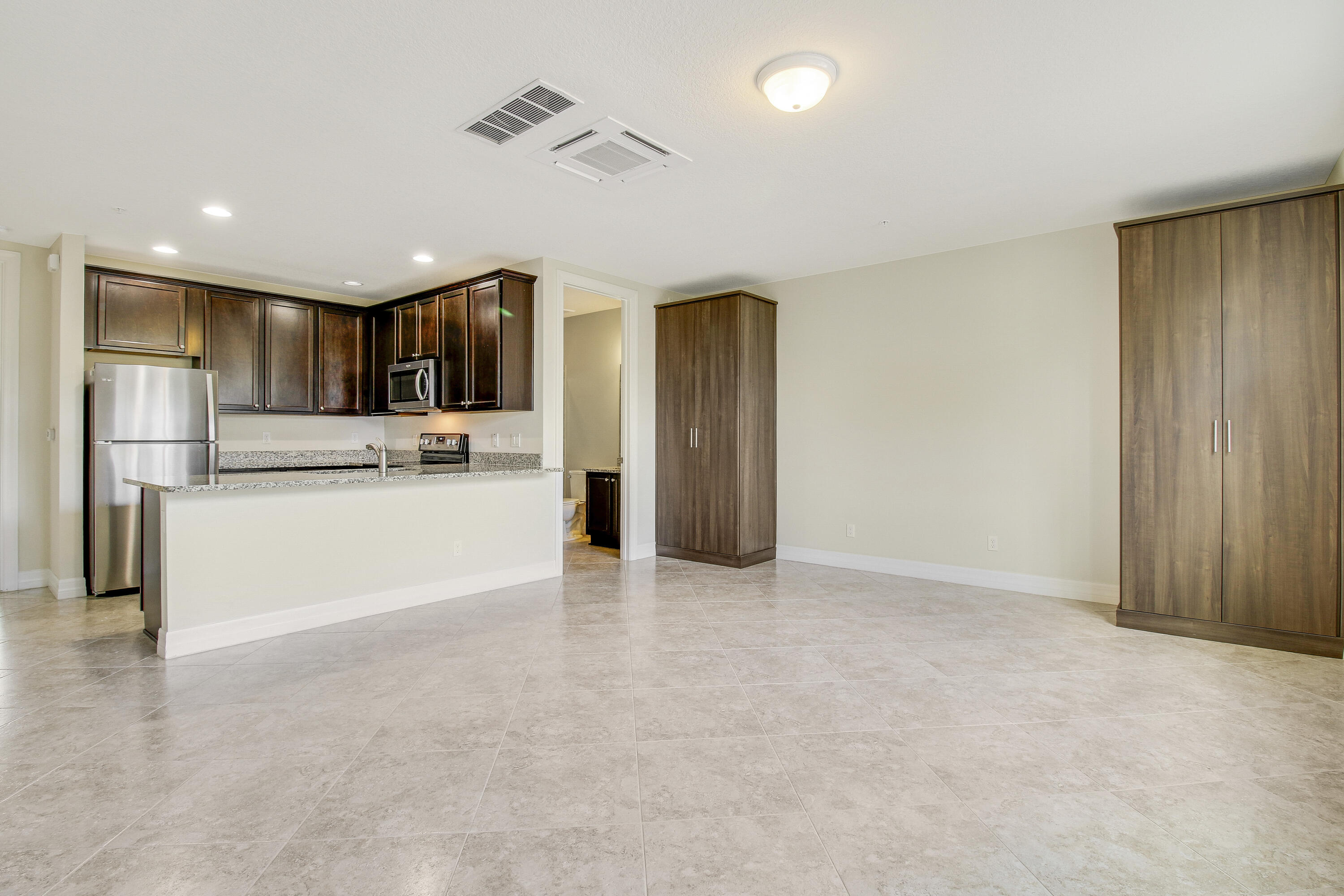 3353 E Mallory Boulevard