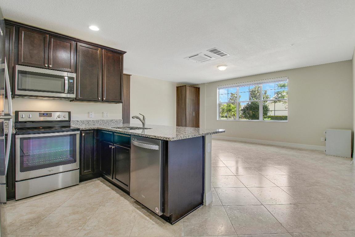 3353 E Mallory Boulevard