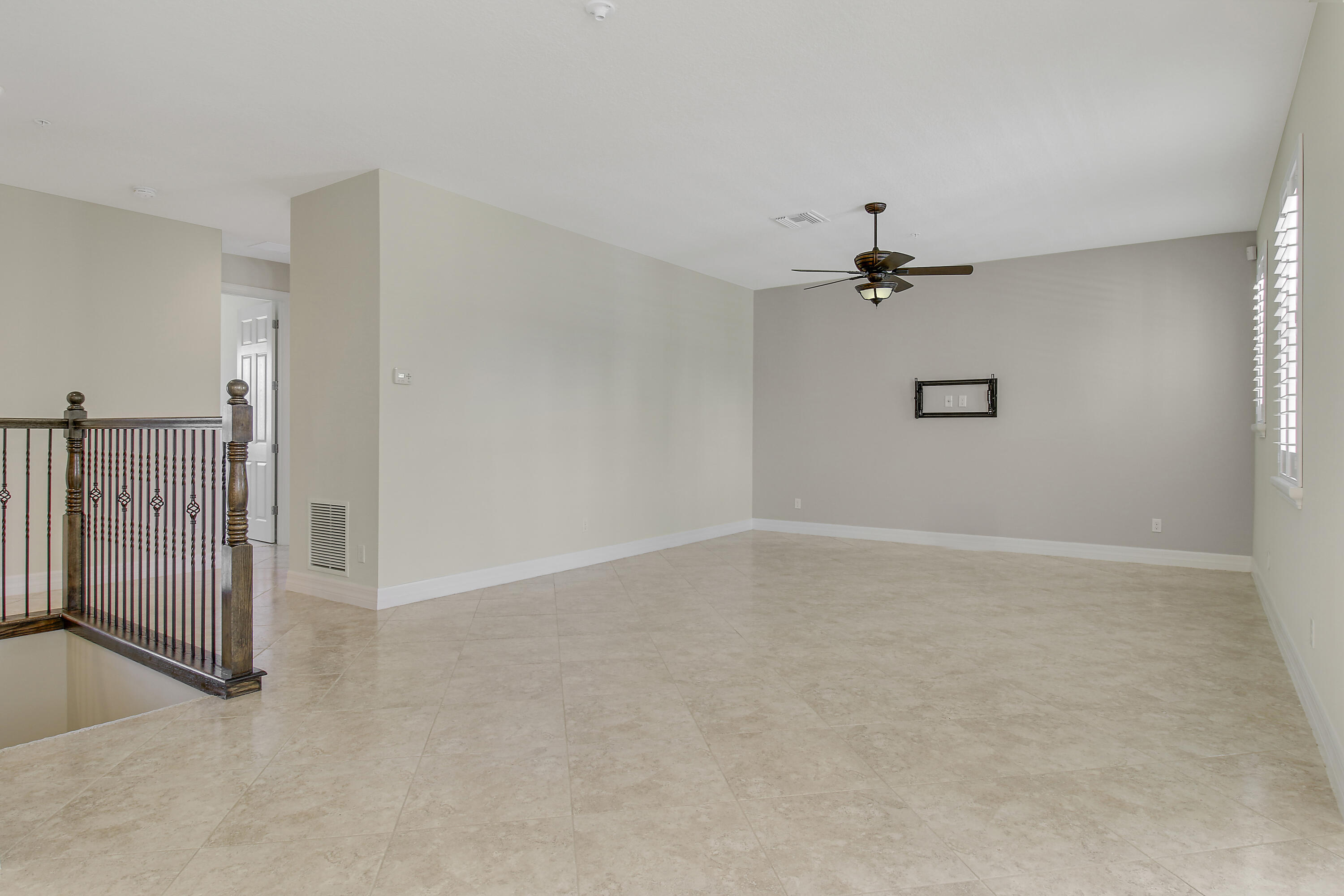 3353 E Mallory Boulevard