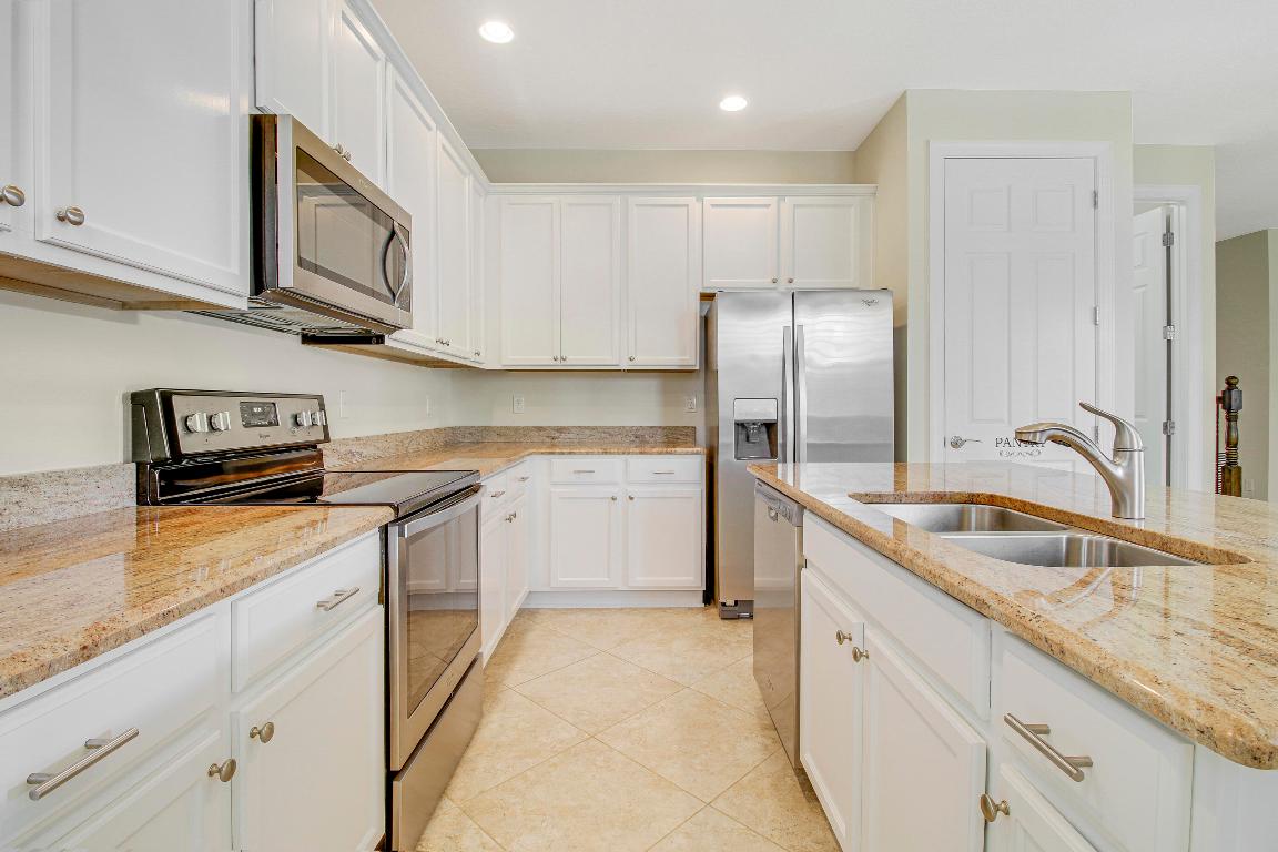 3353 E Mallory Boulevard