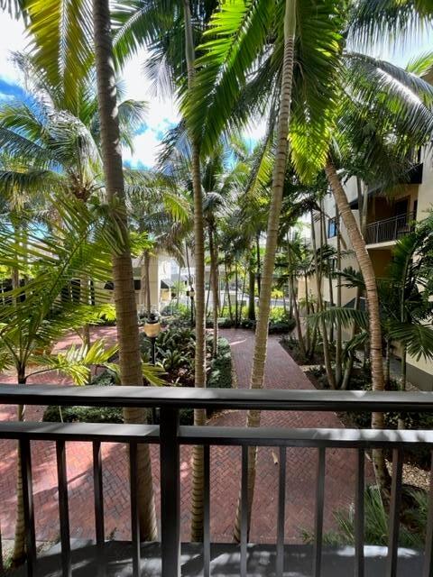 4907 Midtown Lane 1203