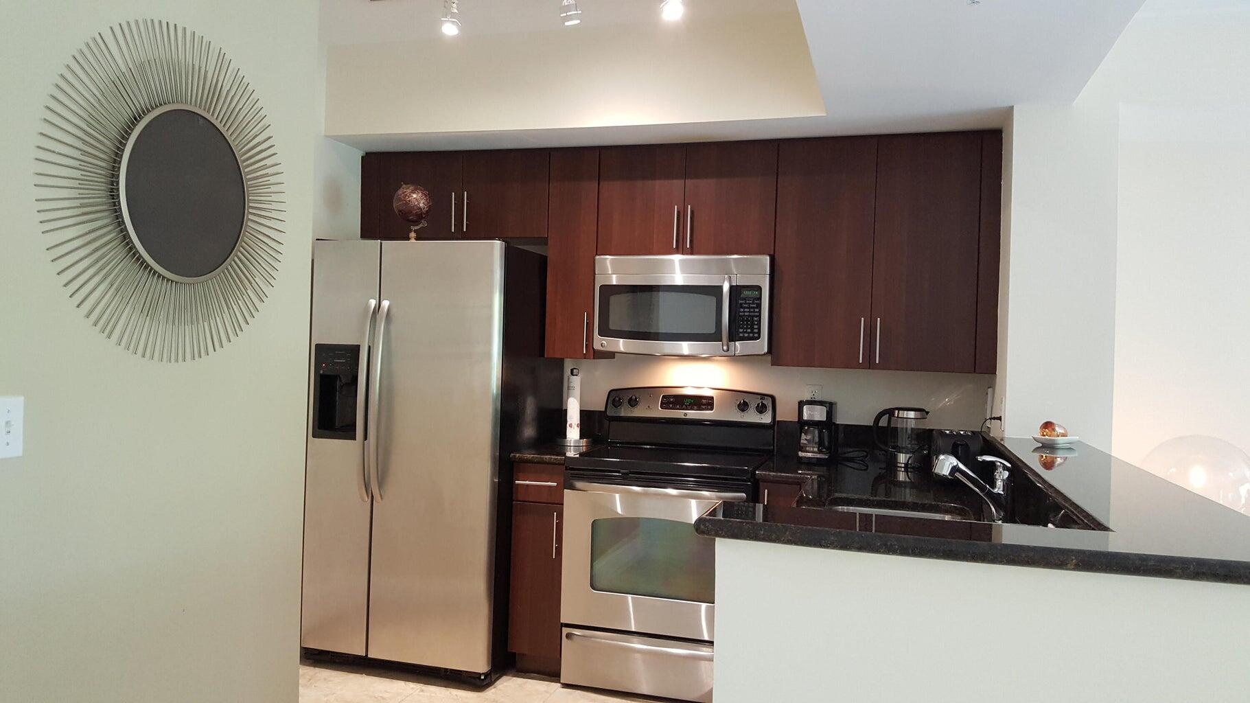 4907 Midtown Lane 1203