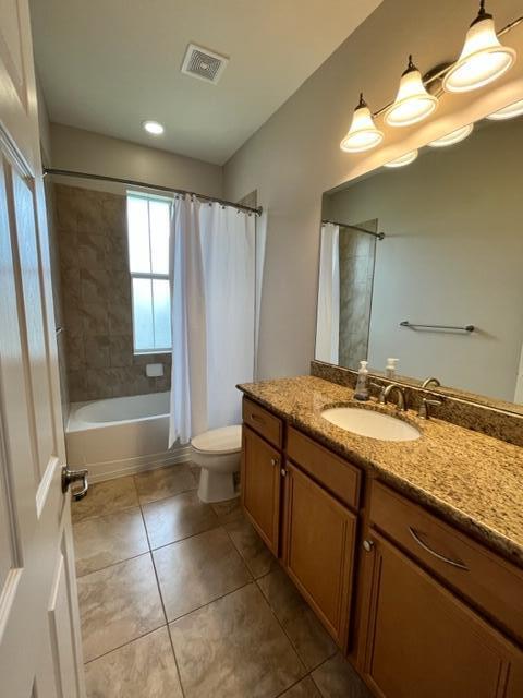 3347 E Mallory Boulevard