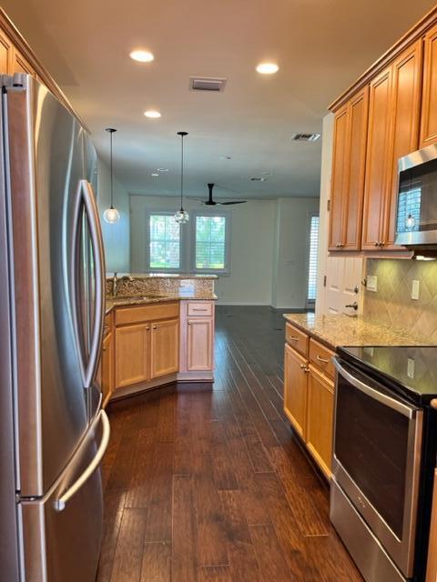 3347 E Mallory Boulevard