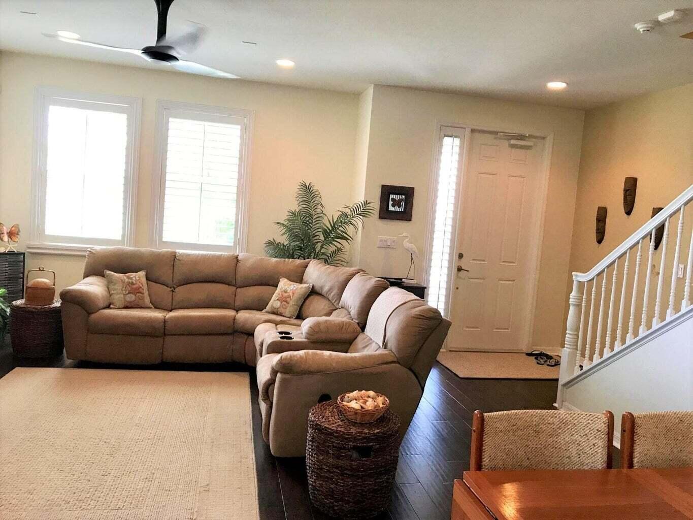 3347 E Mallory Boulevard