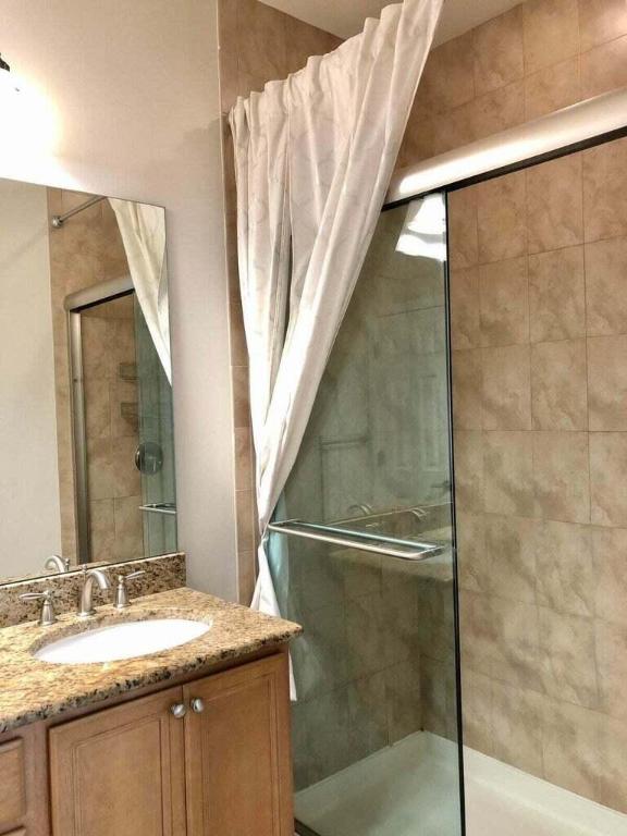 3347 E Mallory Boulevard