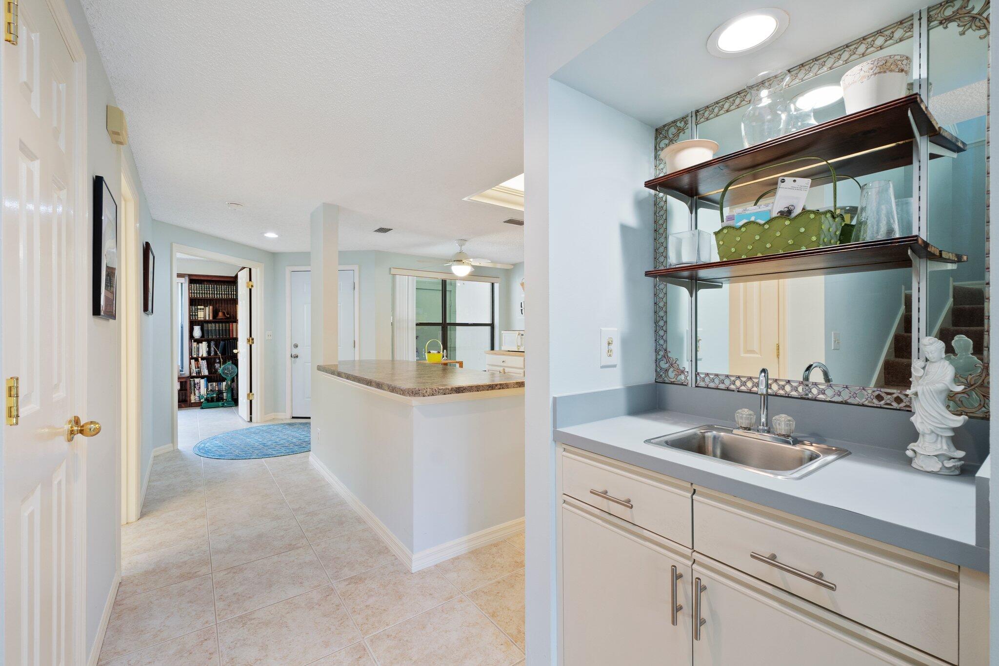 5280 SE Seascape Way 103