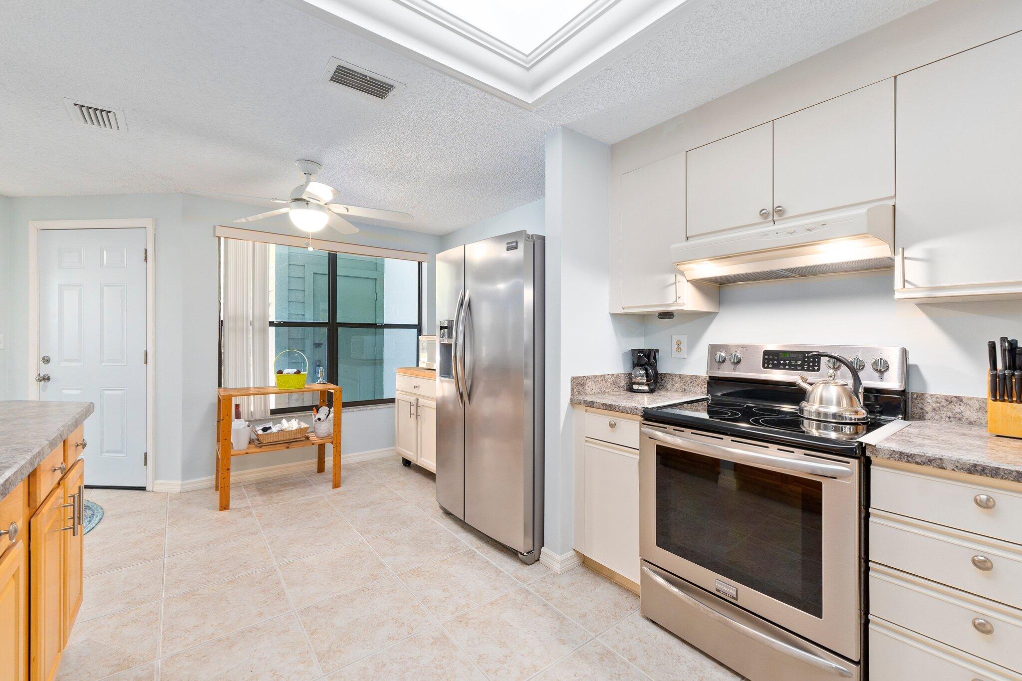 5280 SE Seascape Way 103