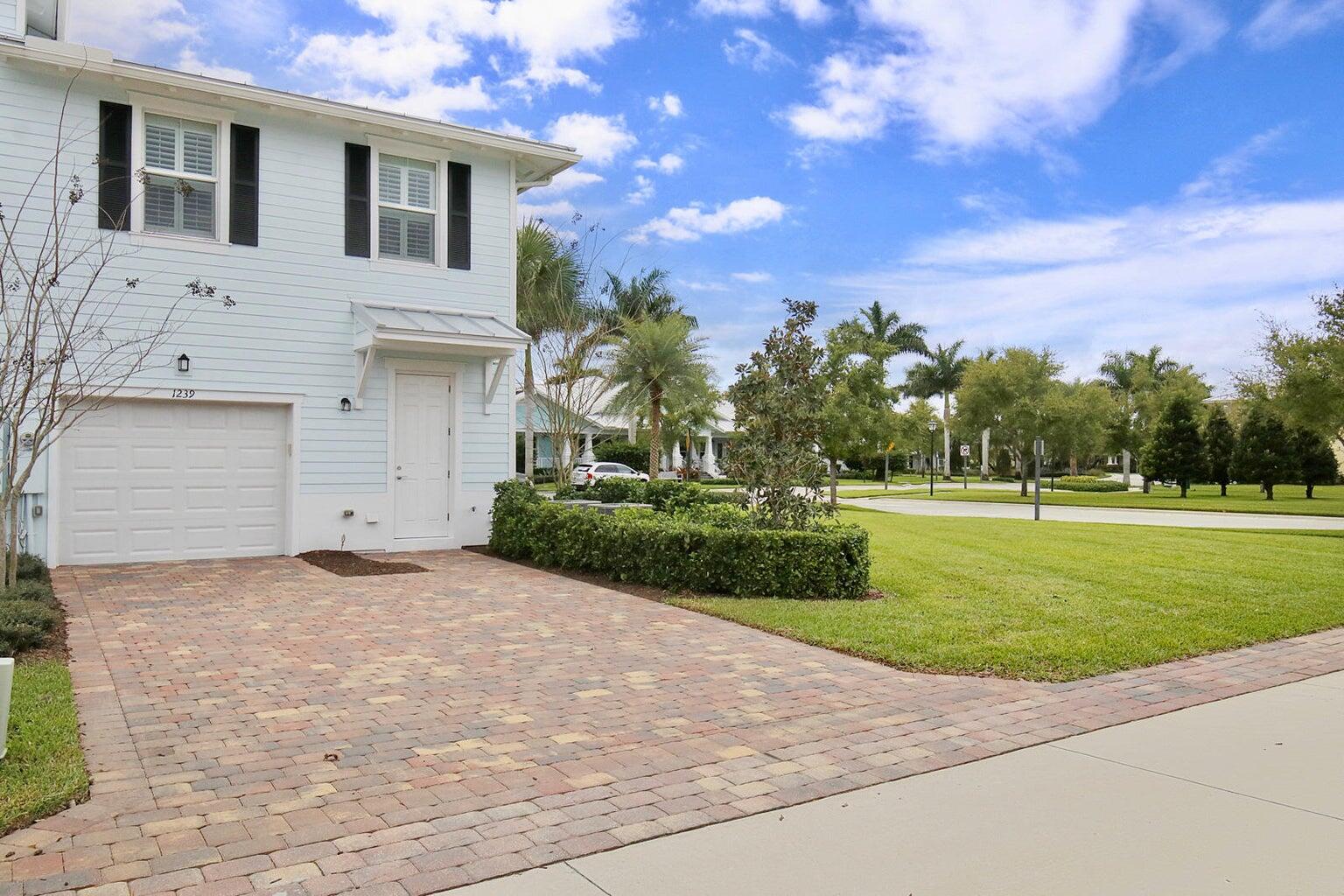 1239 N Community Drive