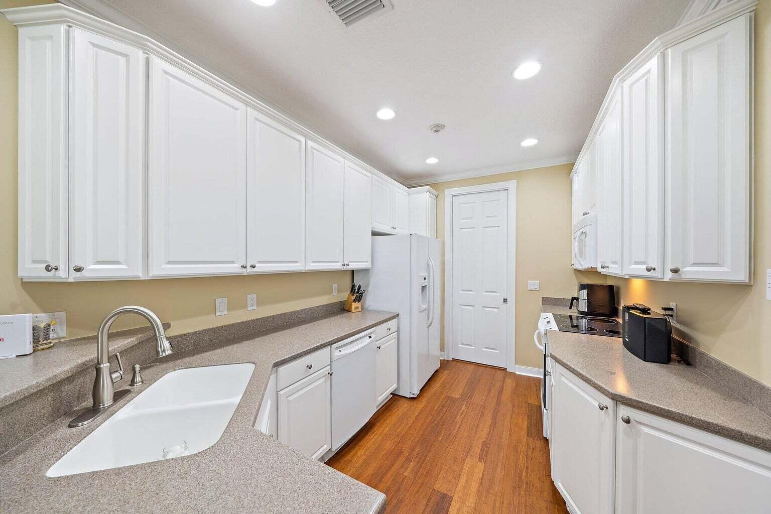 1455 N Jeaga Drive