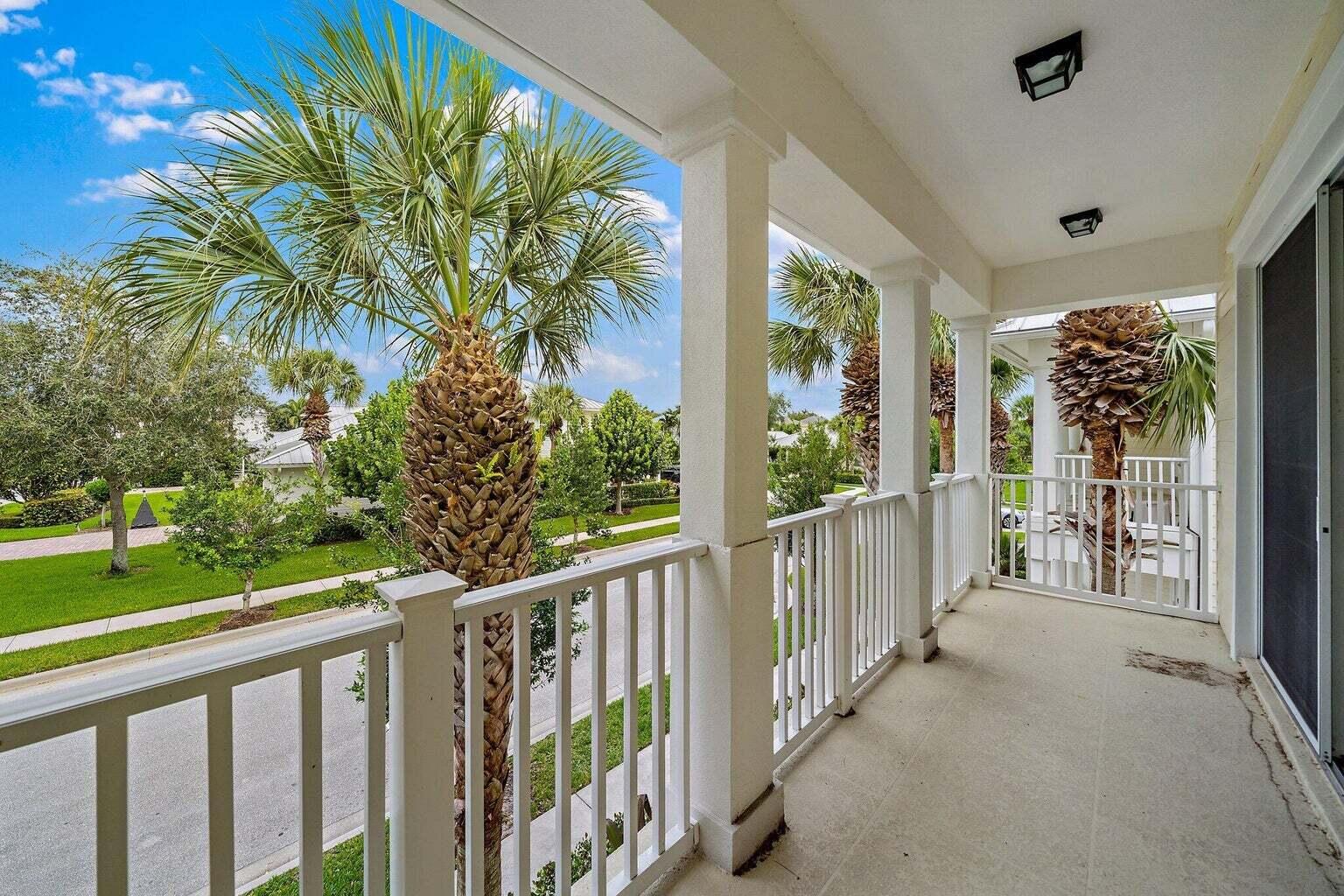 3253 Duncombe Drive