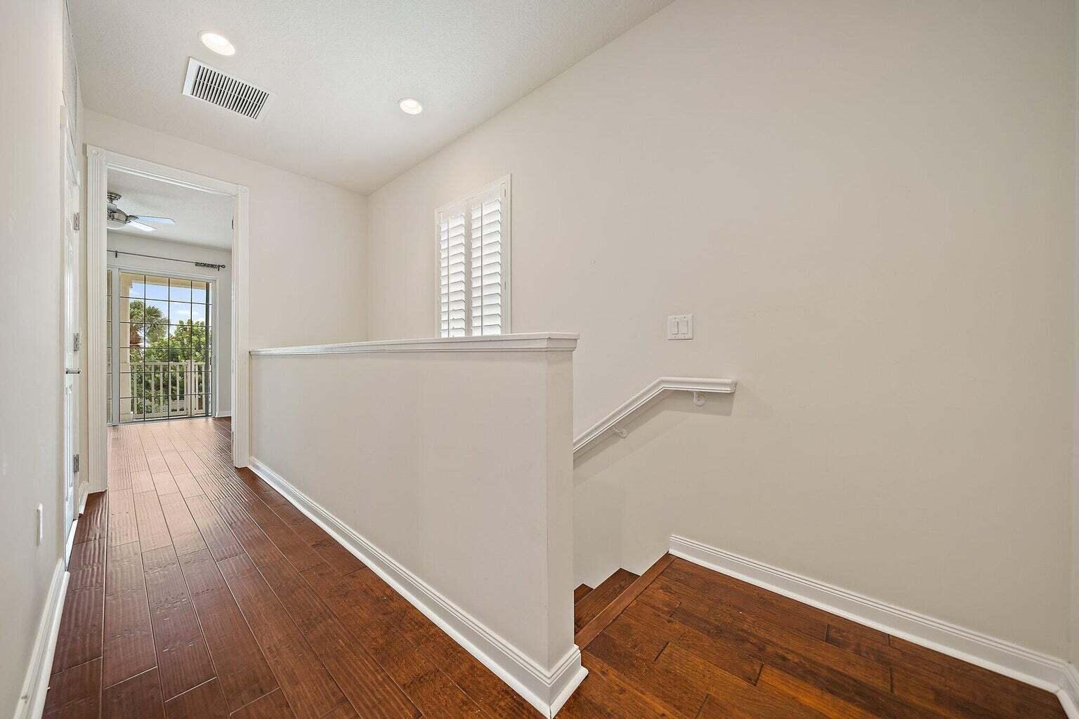 3253 Duncombe Drive