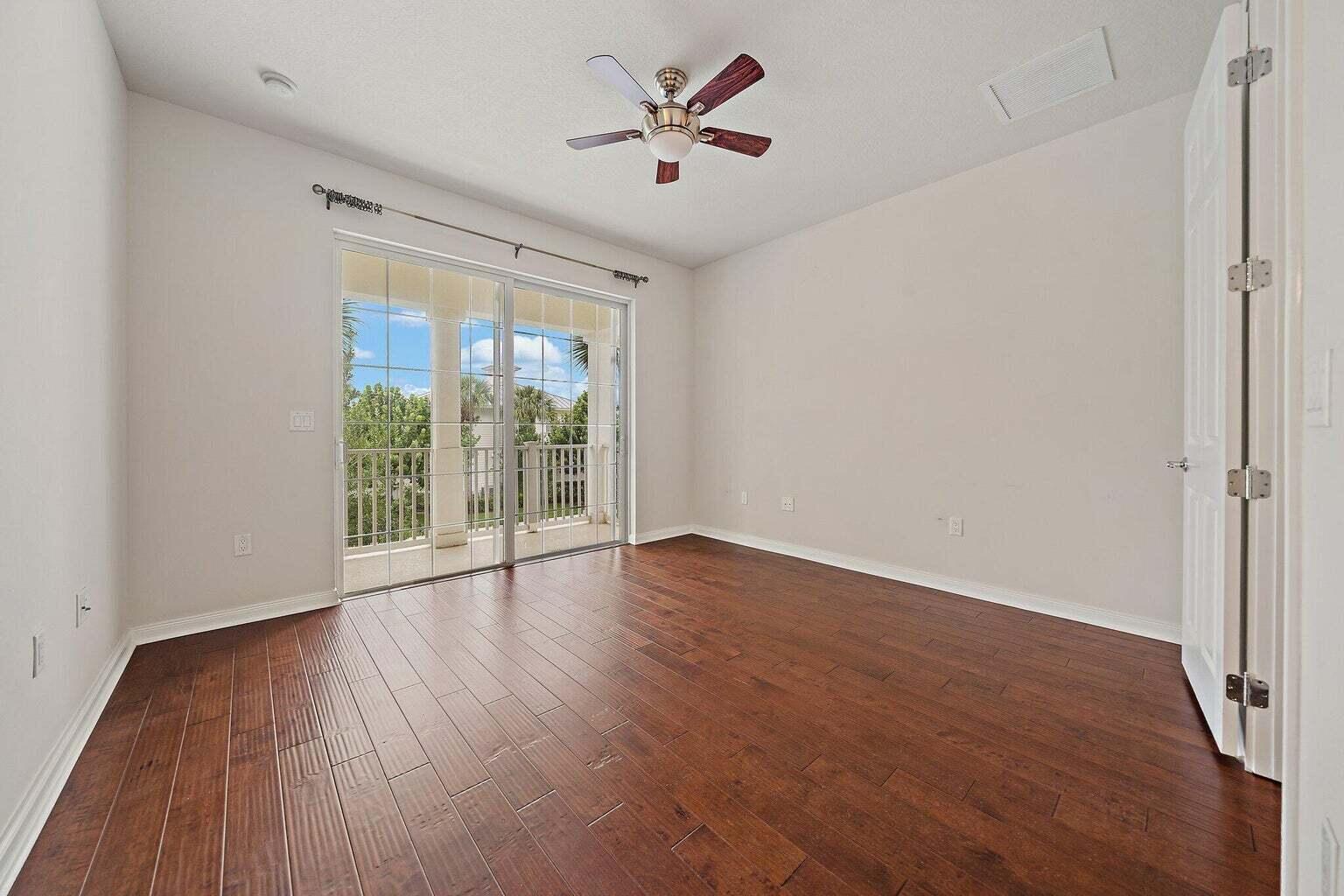 3253 Duncombe Drive
