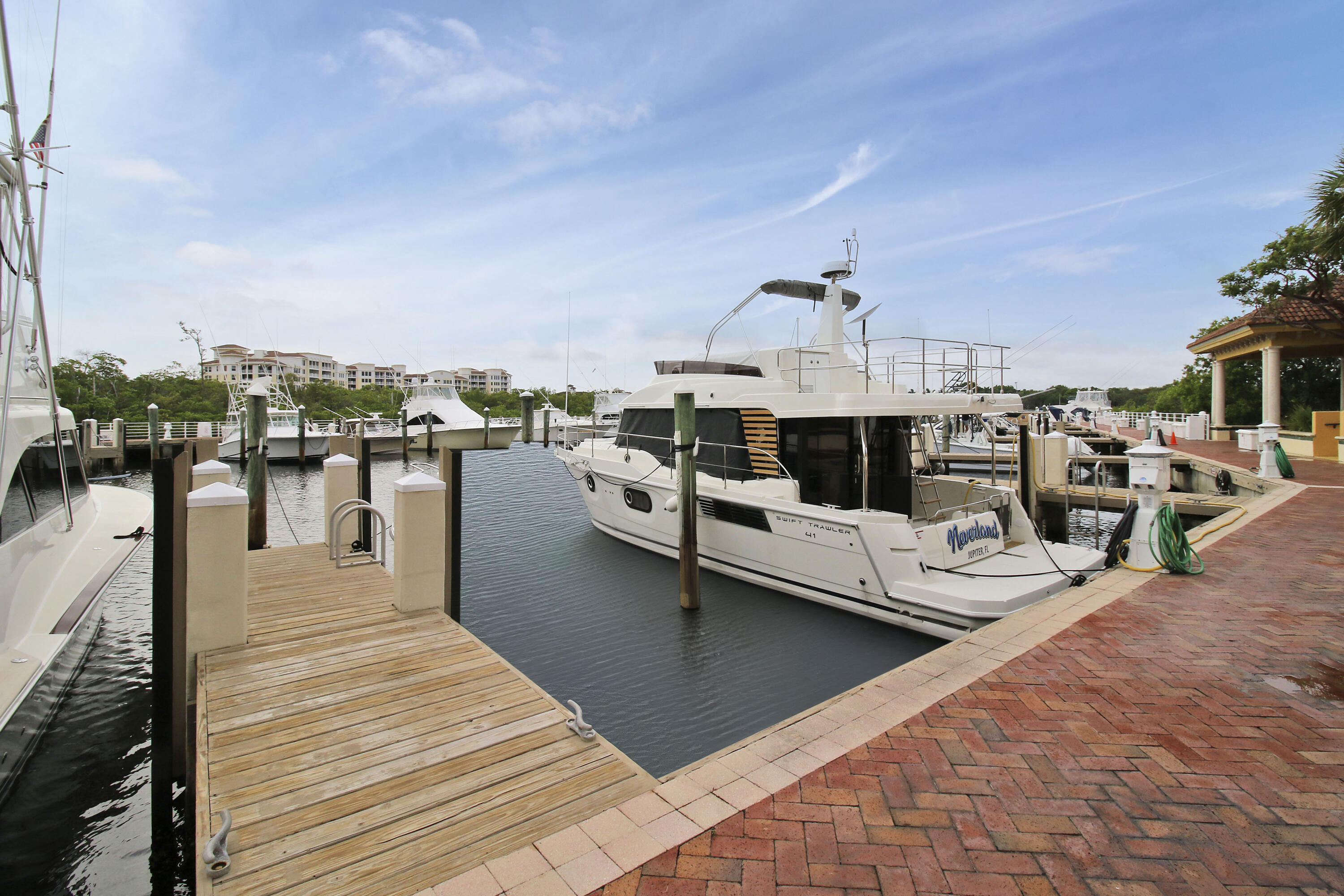 348 S Us Highway 1 18