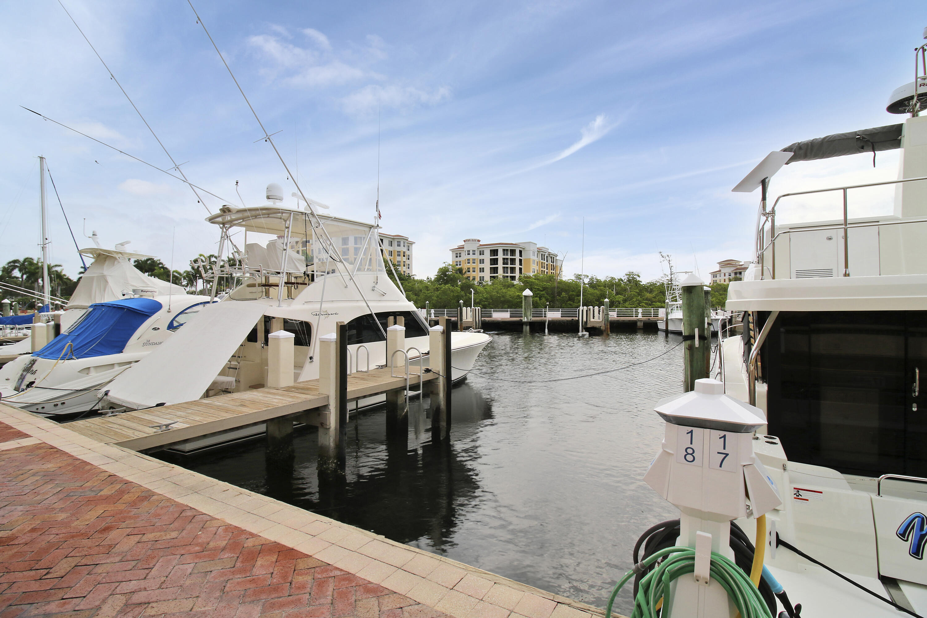 348 S Us Highway 1 18