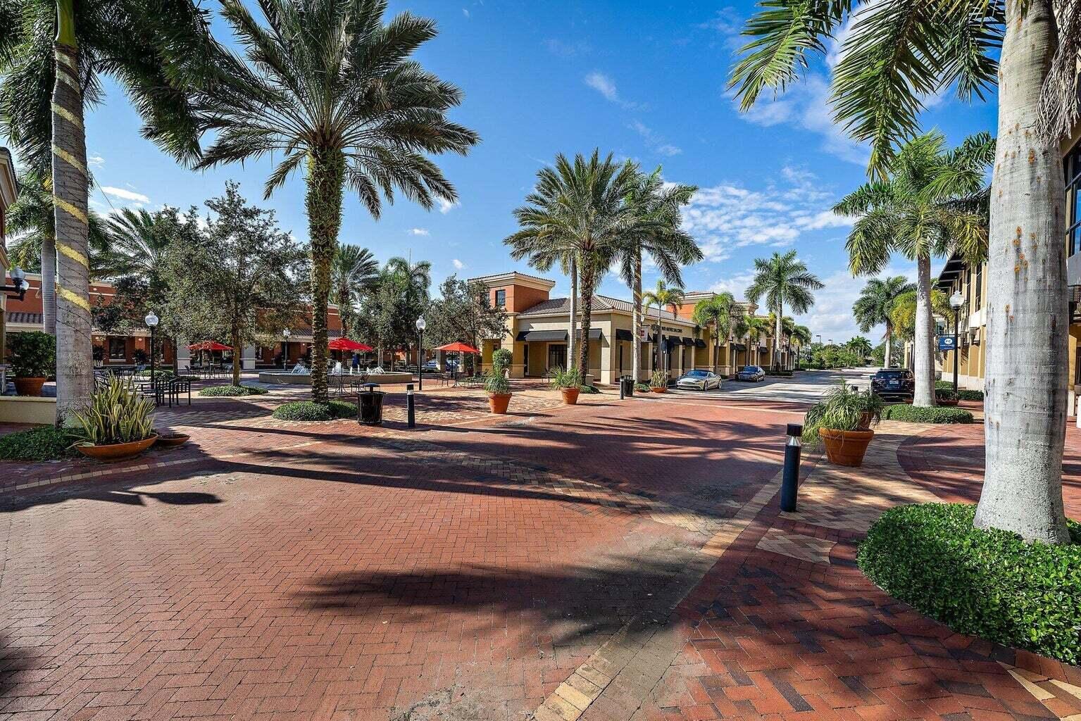 4883 Pga Boulevard 208