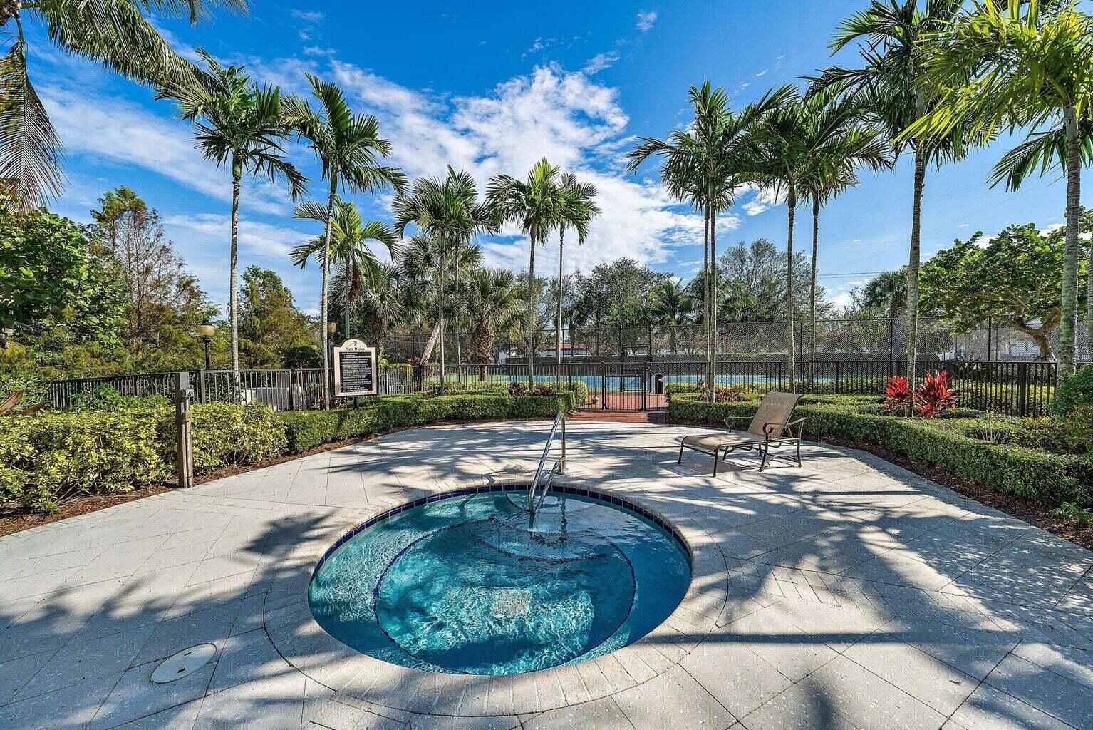 4883 Pga Boulevard 208