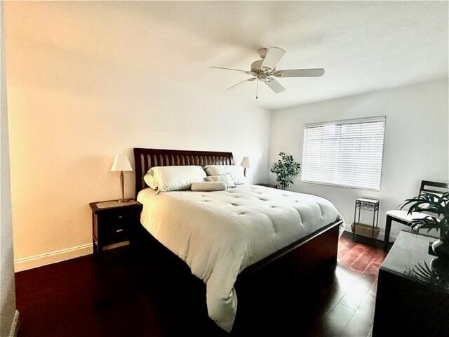 4883 Pga Boulevard 208