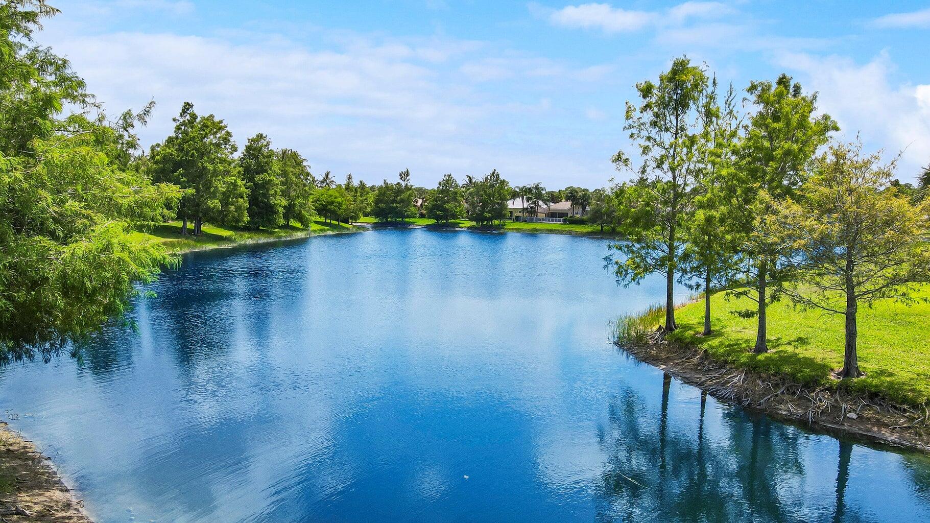 5021 Magnolia Bay Circle