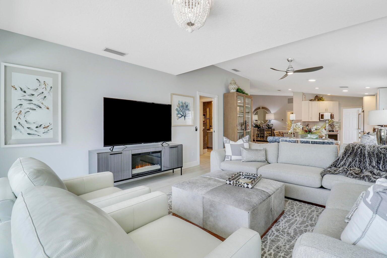 5021 Magnolia Bay Circle