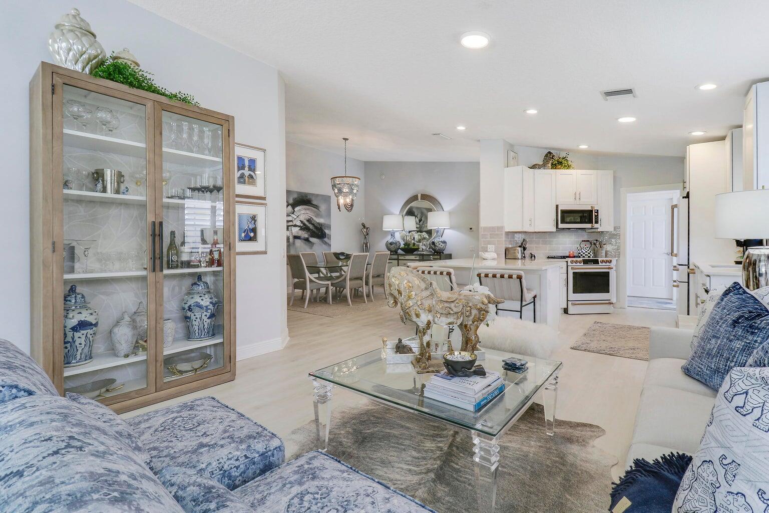 5021 Magnolia Bay Circle