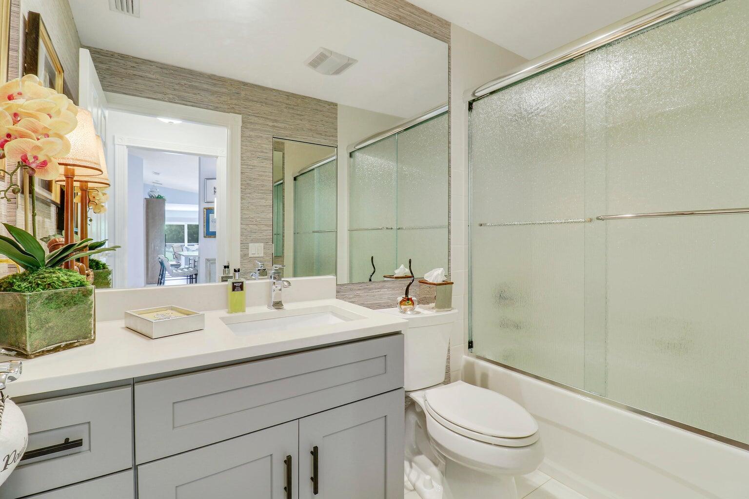 5021 Magnolia Bay Circle